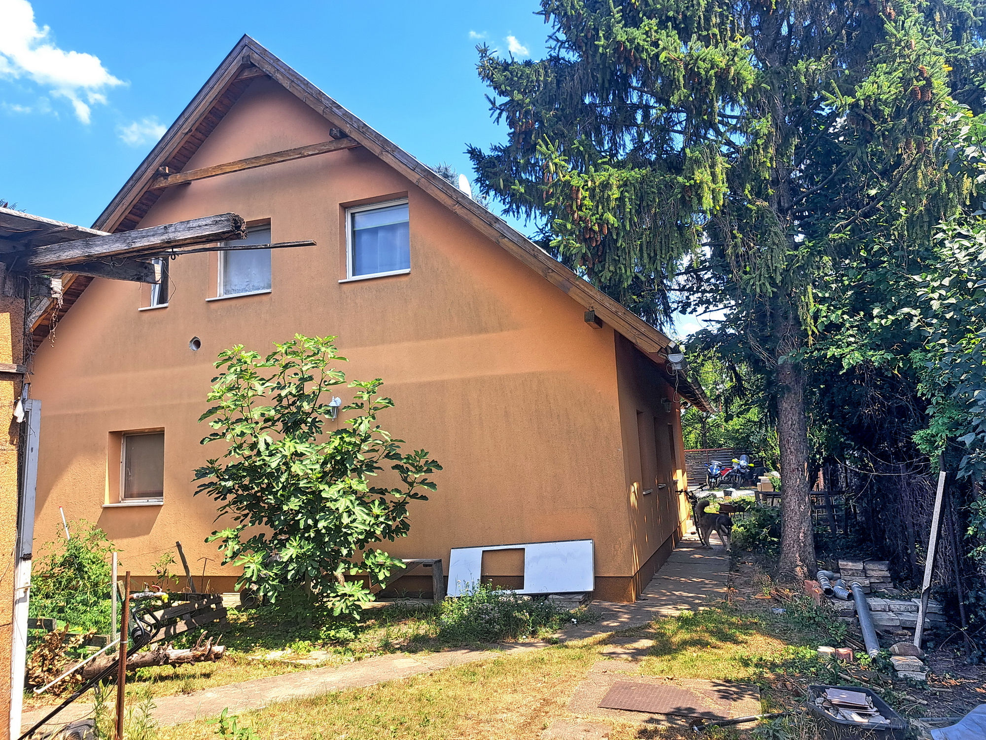 Wohnhaus in Százhalombatta
