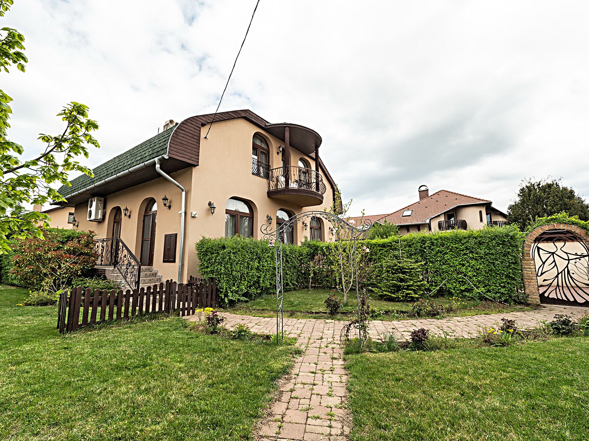 Wohnhaus in Komitat Pest 3
